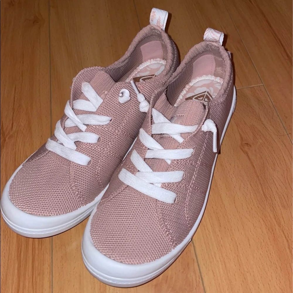 Roxy slip on sneakers